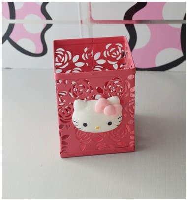 Round Pencil Pot Hollow Flower Pattern Openwork Grid Design Office Pen Holder Stationery Multifunction Storage Brush - Image 4
