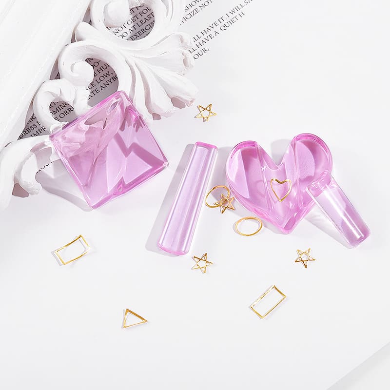 nail molds in the package, the metal frame bending nails molds are blessed with 4 styles - Image 7