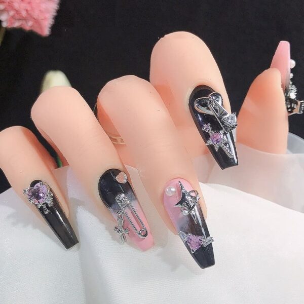 Elegant 3D bow heart and butterfly design in zircon for a beautiful manicure accessory - Image 2